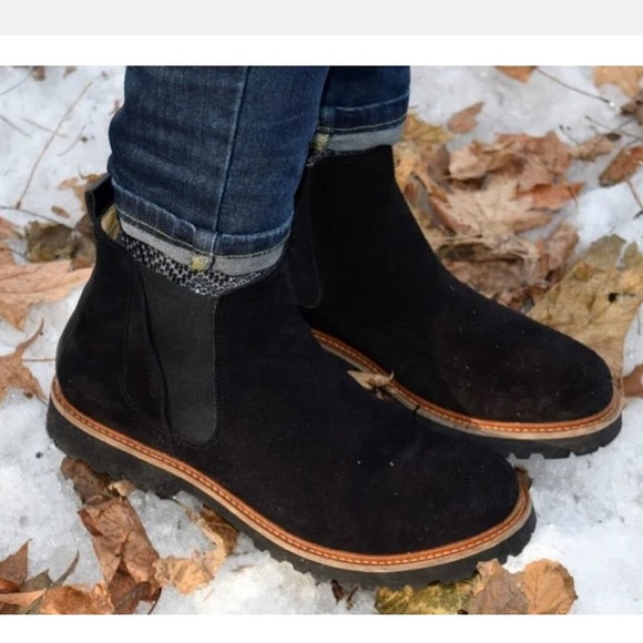 Samuel Hubbard Shoes - Samuel Hubbard 24 Seven Suede Ankle Boots Size 8